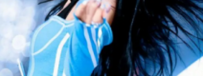 三公子到泰国陪Lisa过情人节：顶流恋情背后的商业密码